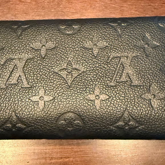 Louis Vuitton Josephine Wallet – Black Empreinte Leather - Picture 2 of 5